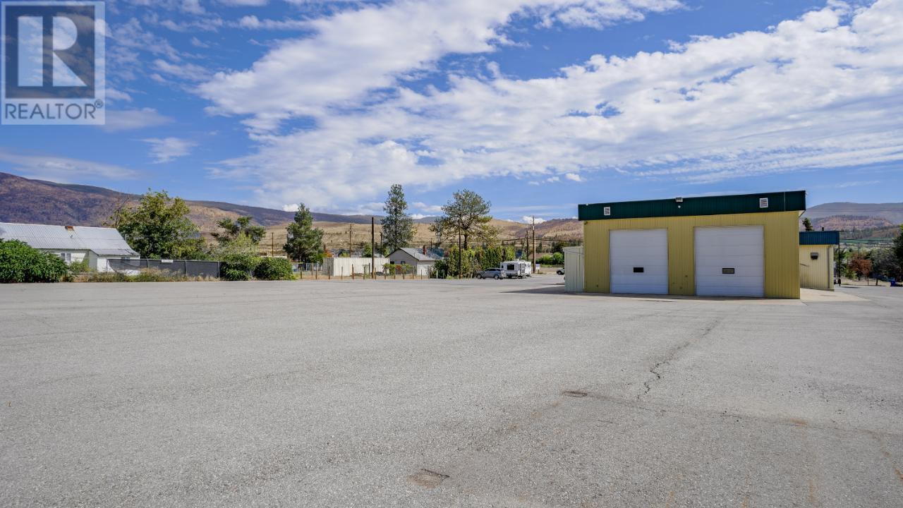 5668 HWY 97