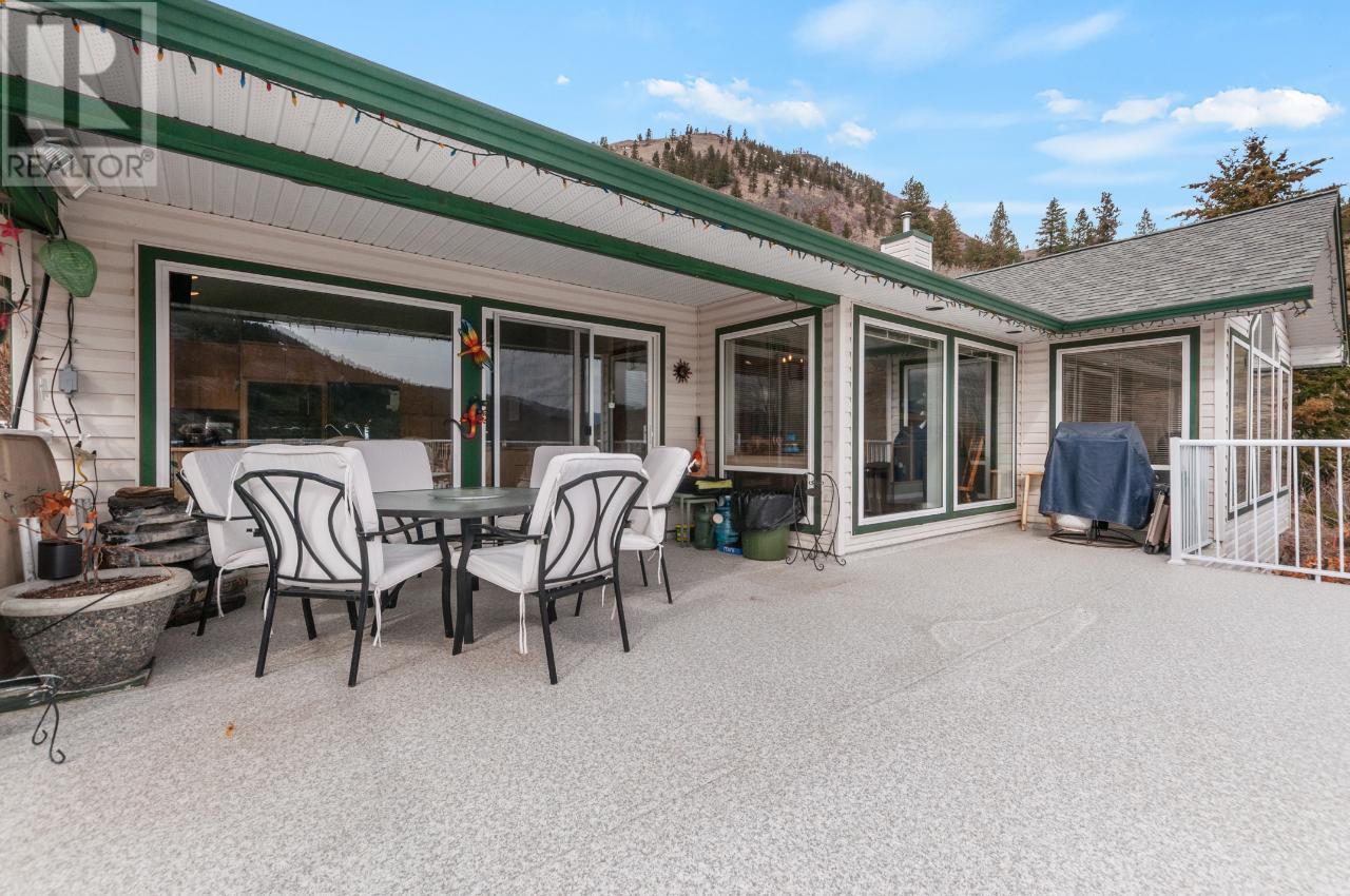 109 UPLANDS Drive