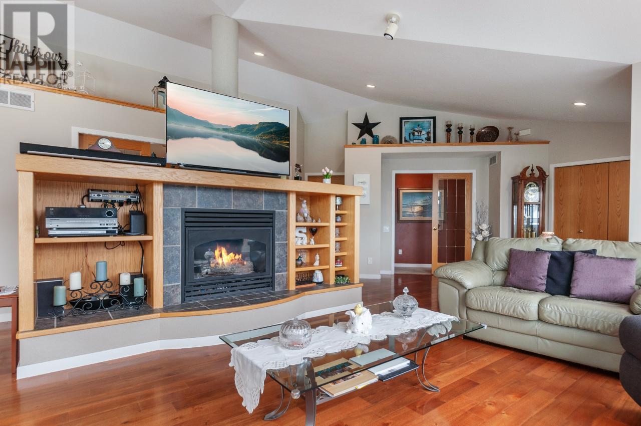 109 UPLANDS Drive