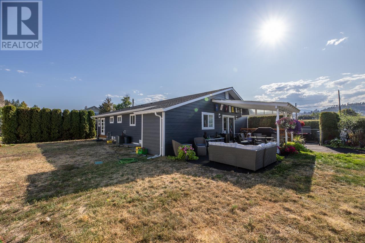 12218 SAUNDERS Crescent