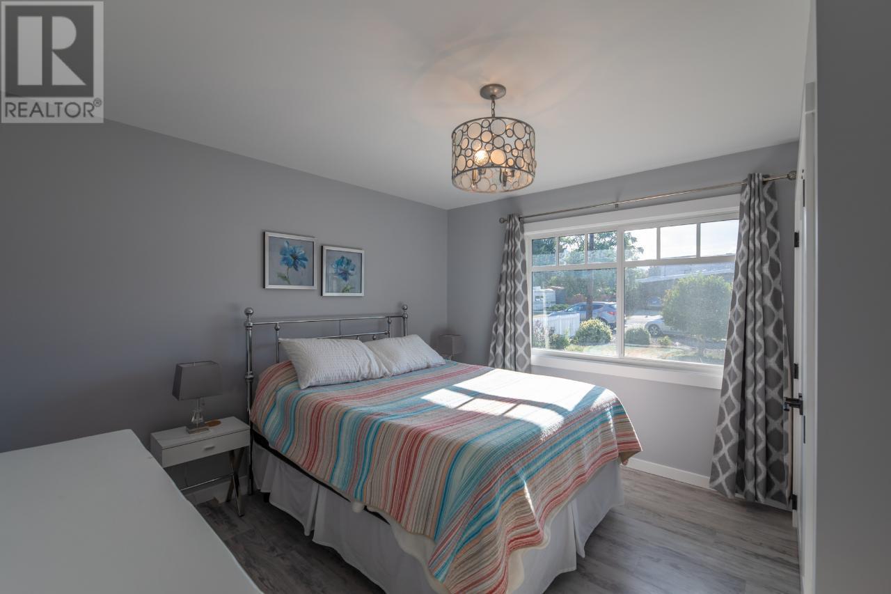 12218 SAUNDERS Crescent