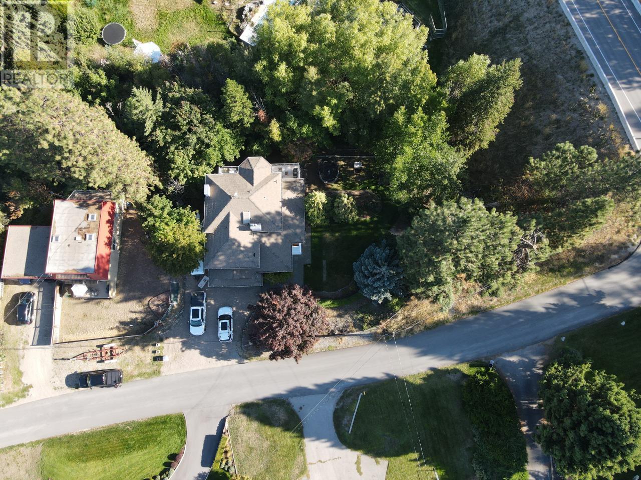 304 CARMEL Crescent