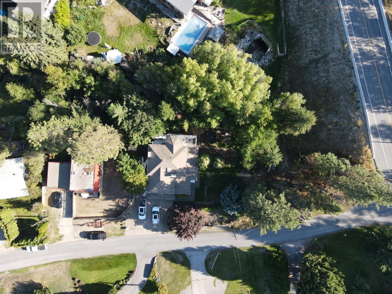 304 CARMEL Crescent