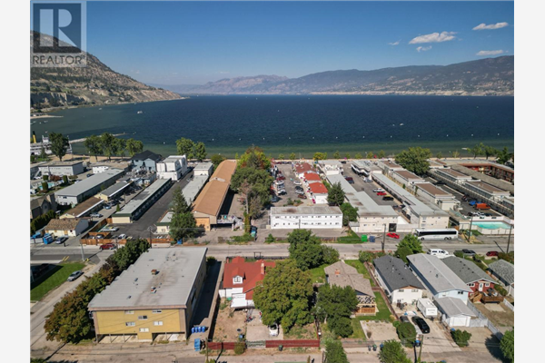 914 CHURCHILL Avenue,, Penticton