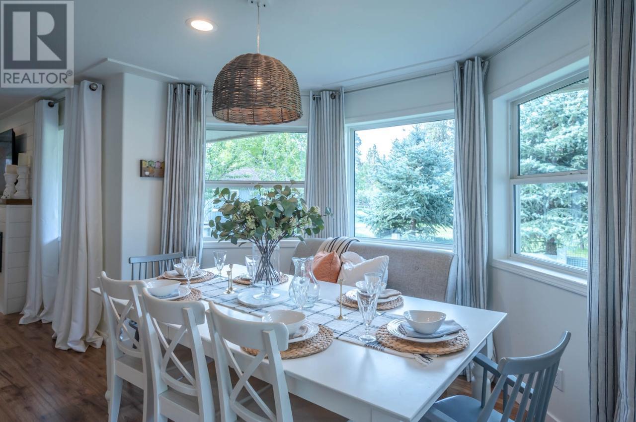 212 CAMBERLY Cove