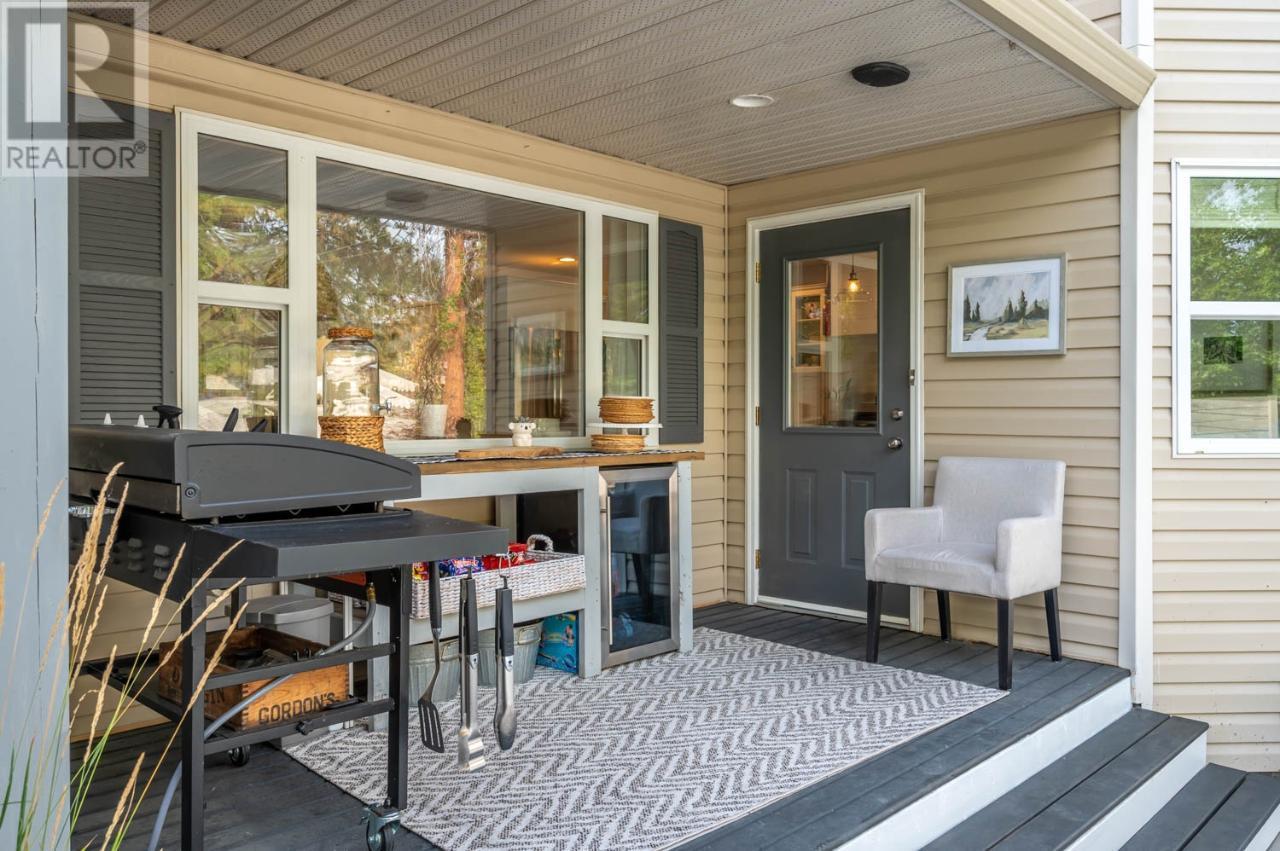 212 CAMBERLY Cove