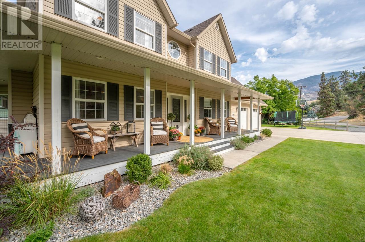 212 CAMBERLY Cove
