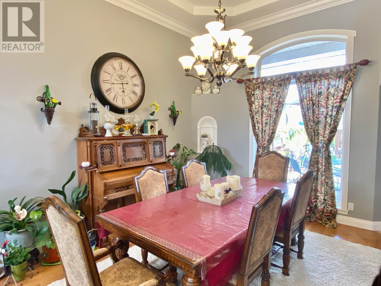 733 GOLDEN CURRANT Road