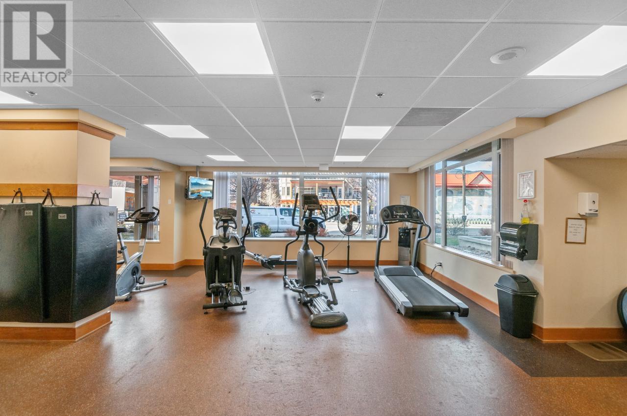 160 LAKESHORE Drive Unit# 1005, #1005