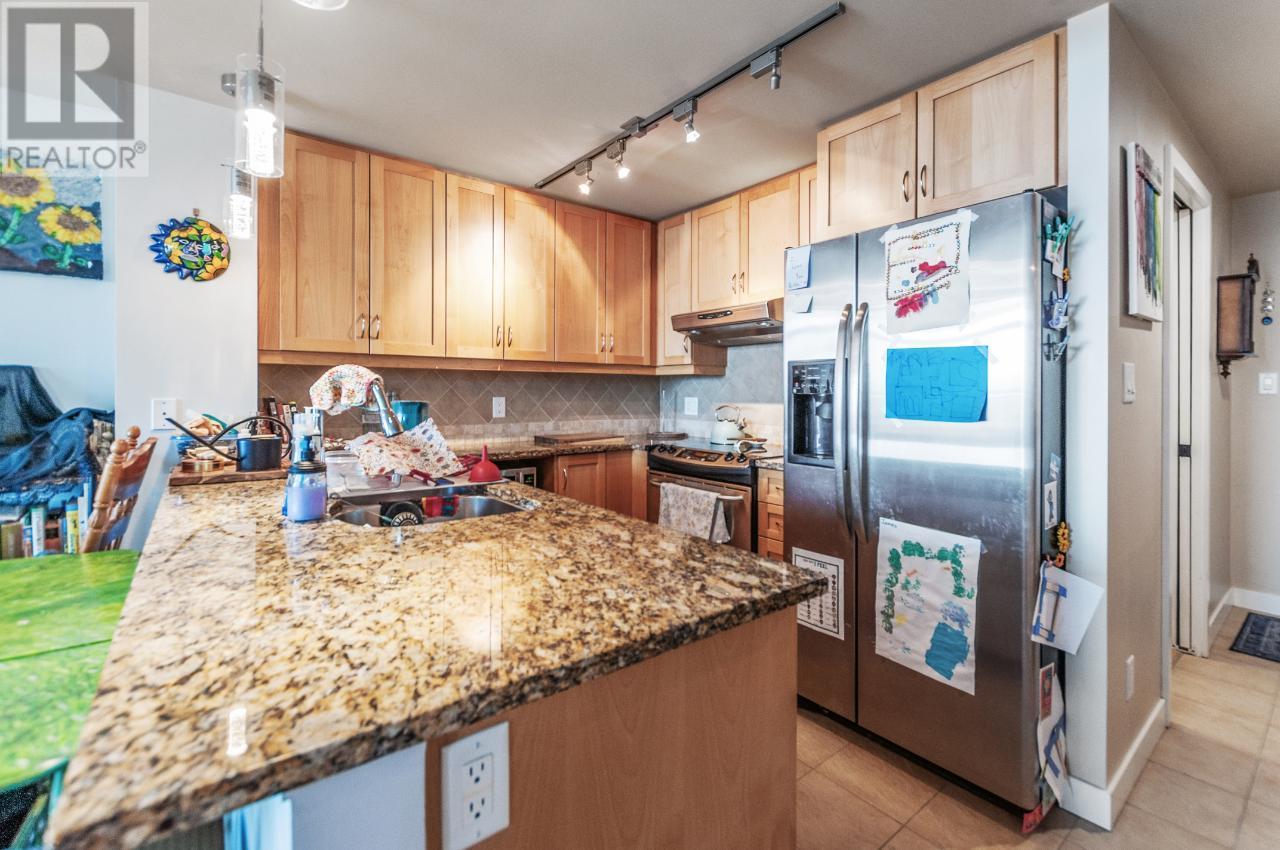 160 LAKESHORE Drive Unit# 1005, #1005