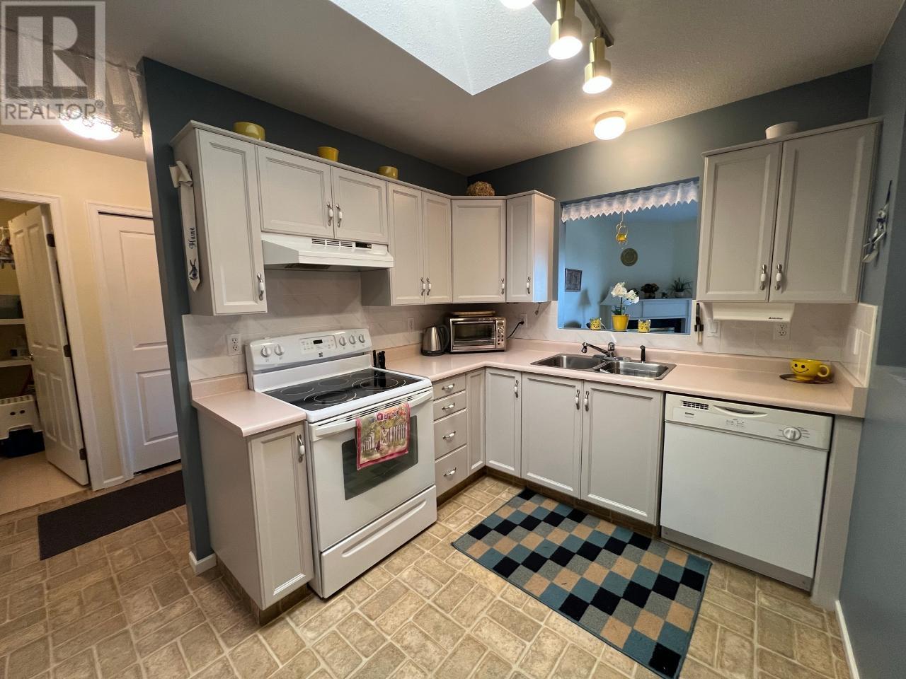 8905 PINEO Court Unit# 306, #306