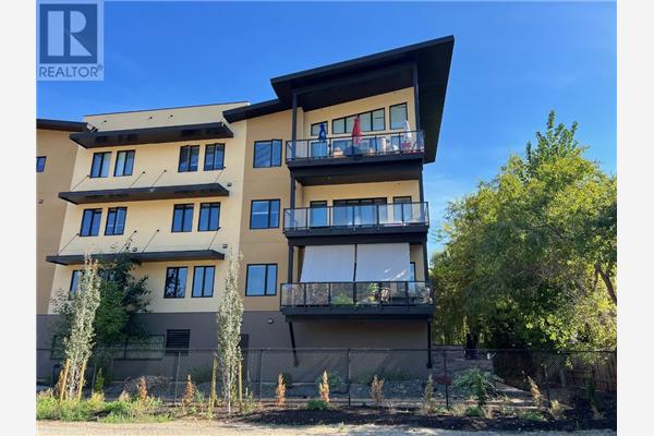#213 3313 WILSON Street,, Penticton