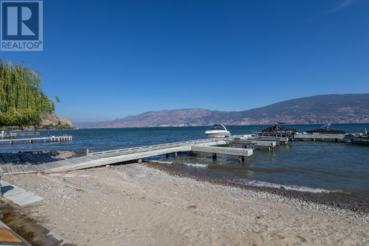 15419 LAKESHORE Drive Unit# 8, #8