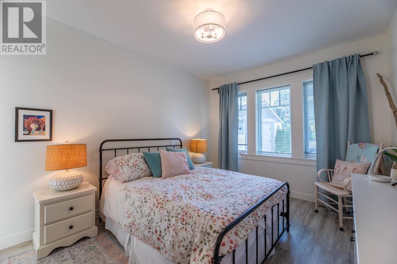 119 PINEVIEW Drive