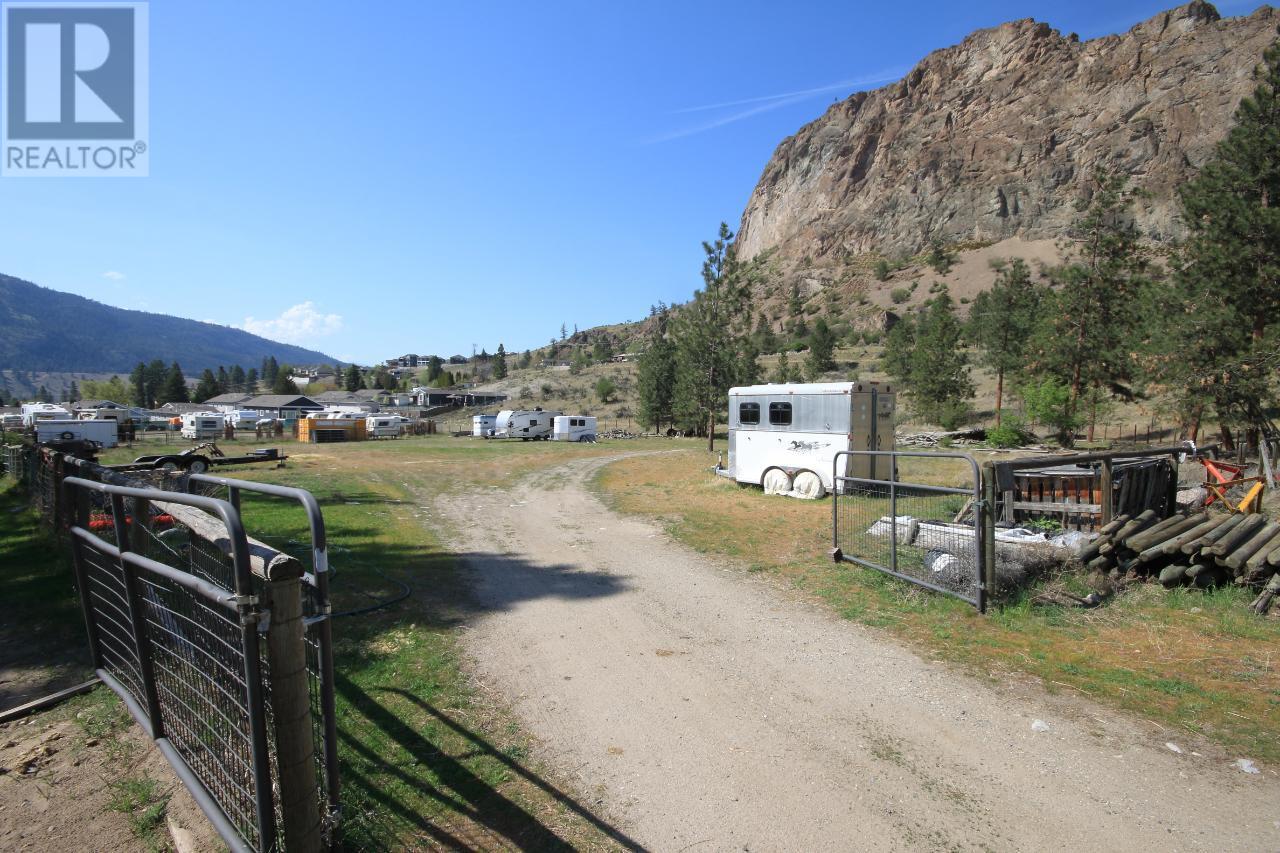 4301 MCLEAN CREEK Road