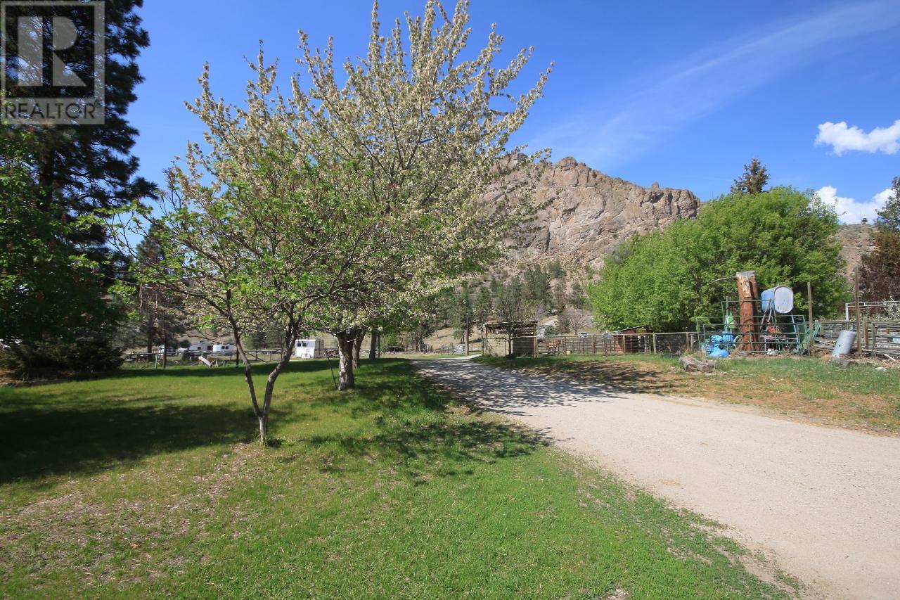 4301 MCLEAN CREEK Road