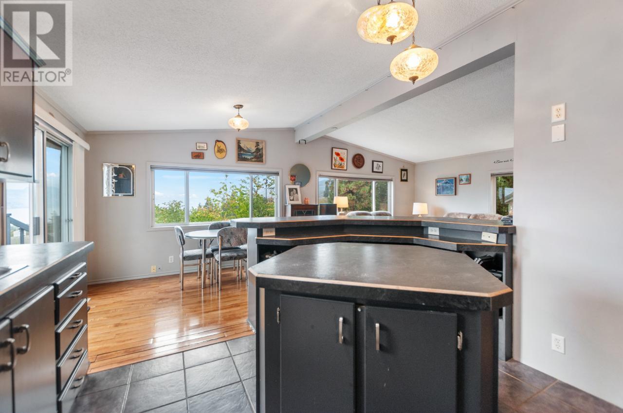 1185 UPPER DEBECK Road