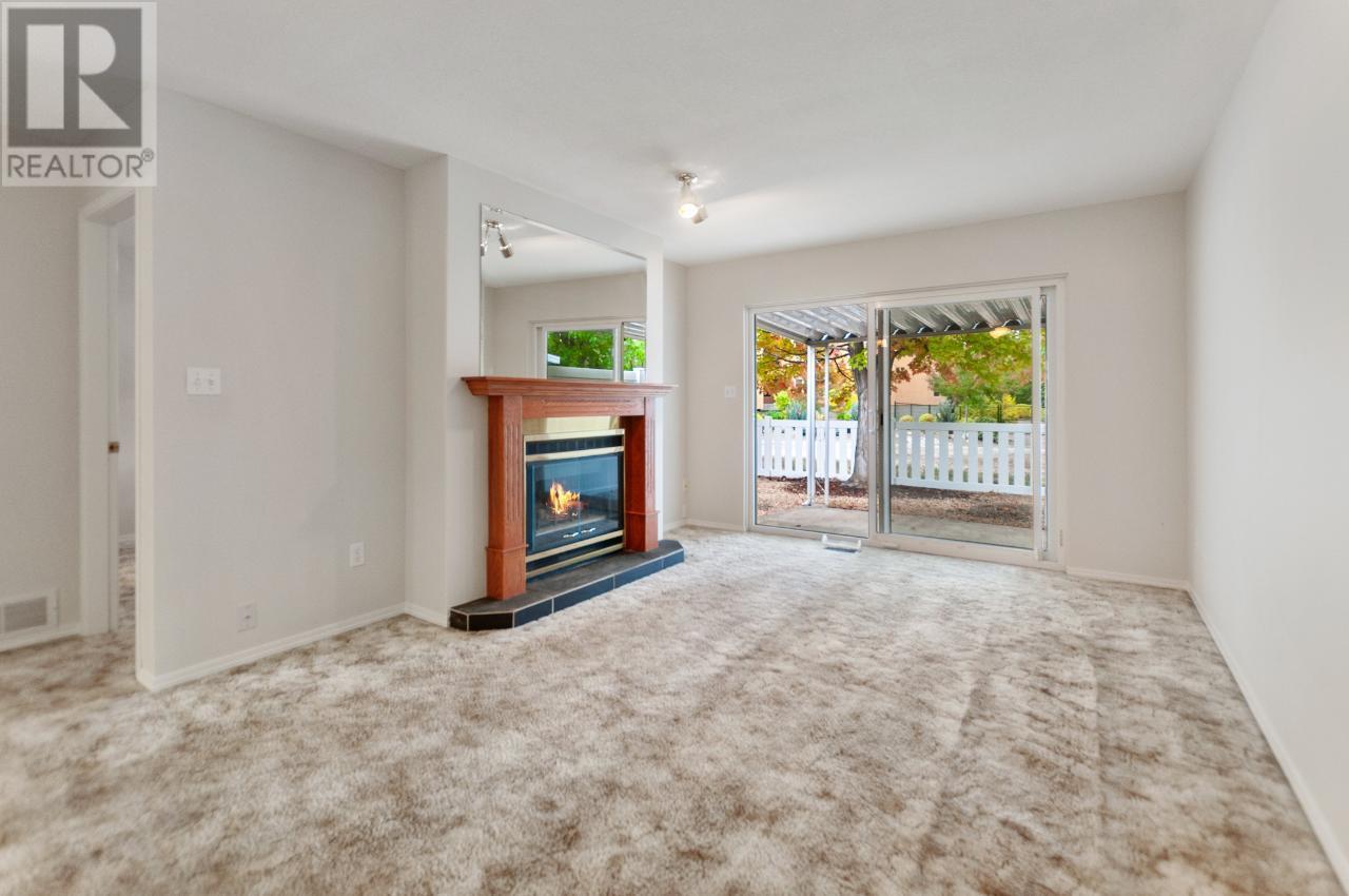 6446 MEADOWS Drive Unit# 27, #27