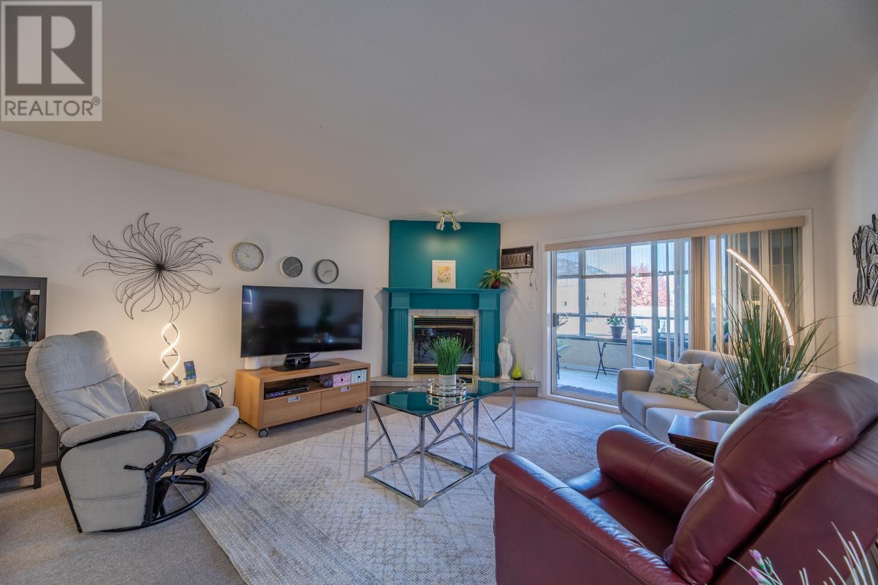 374 WINNIPEG Street Unit# 206, #206