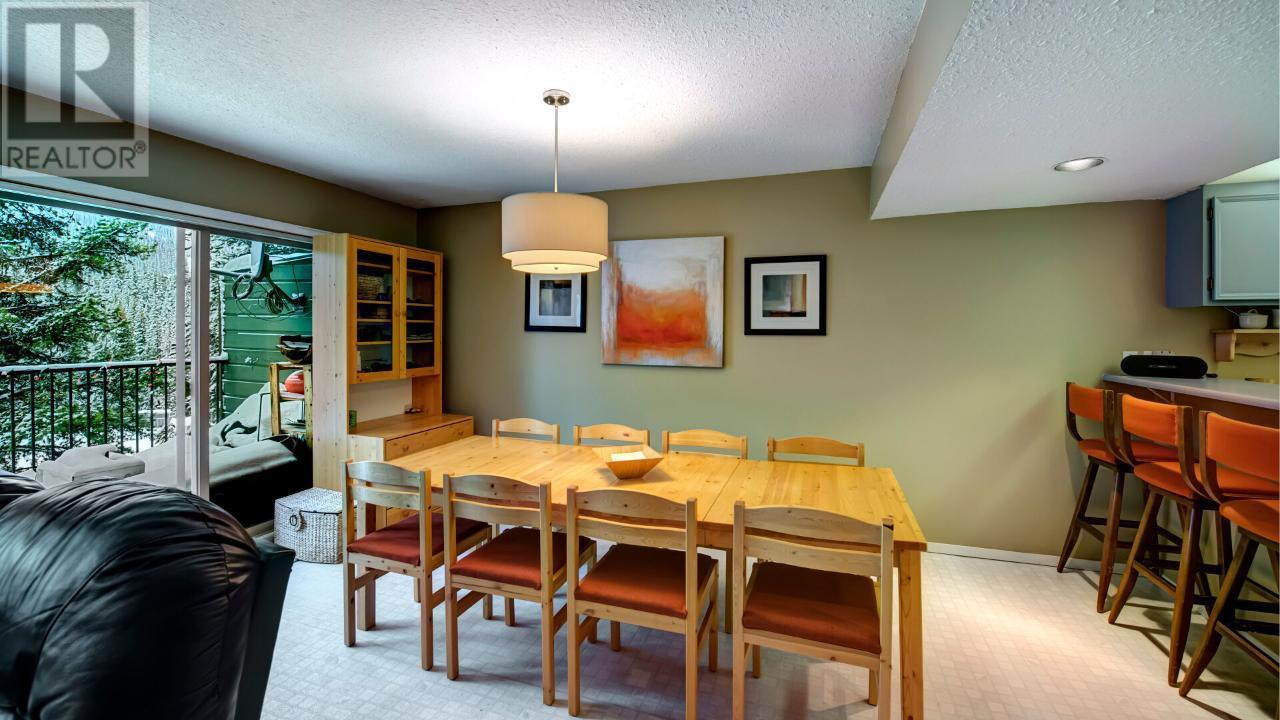 225 CLEARVIEW Road Unit# 902, #902