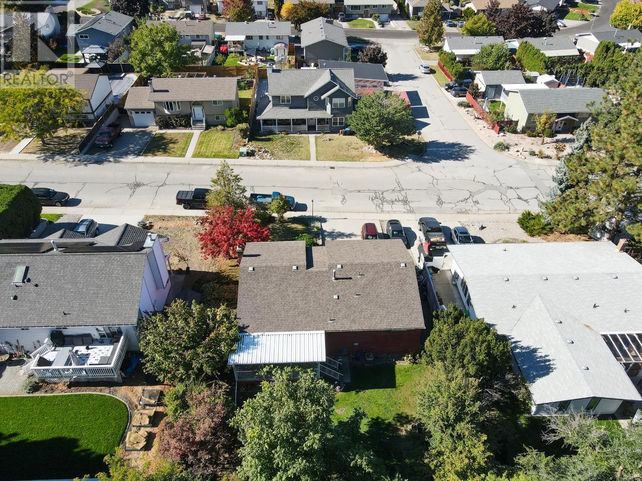 153 CLELAND Drive