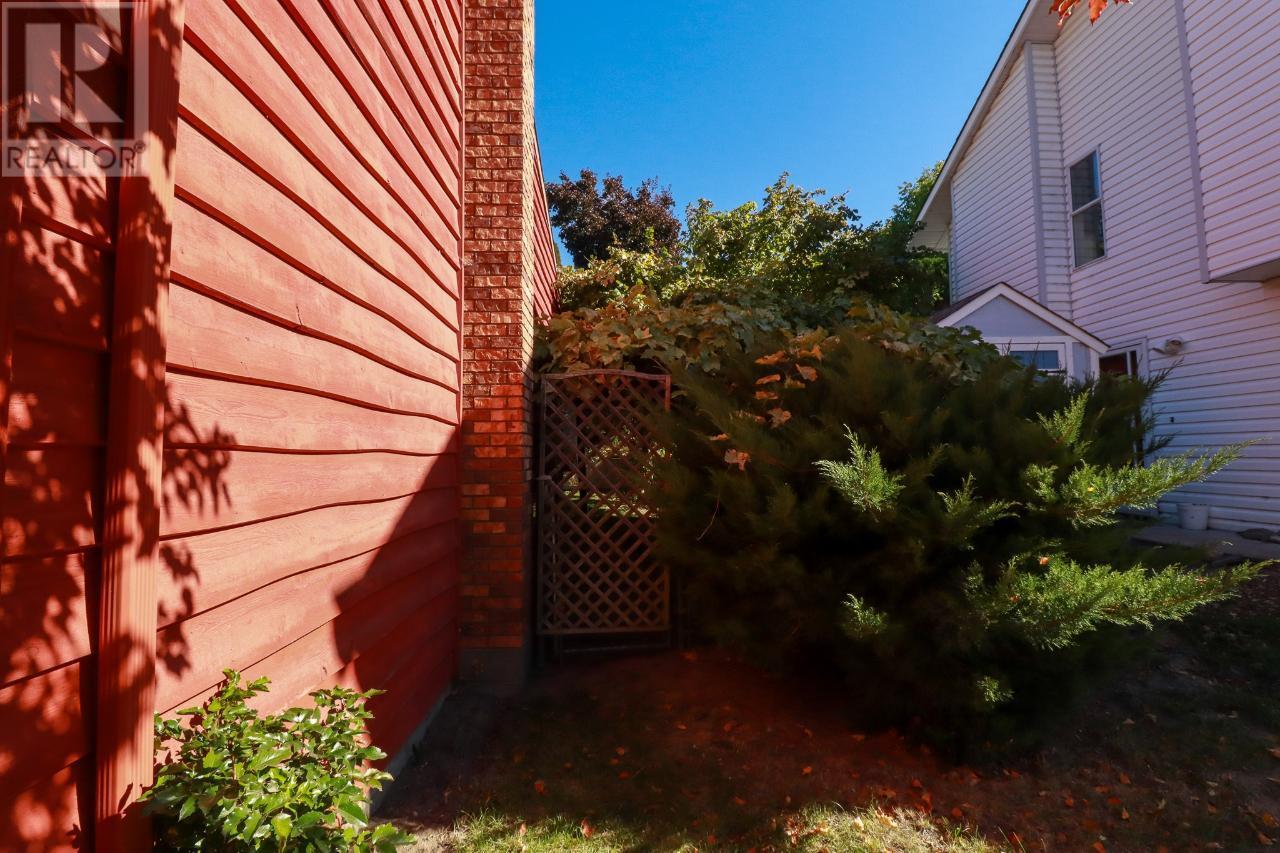 153 CLELAND Drive
