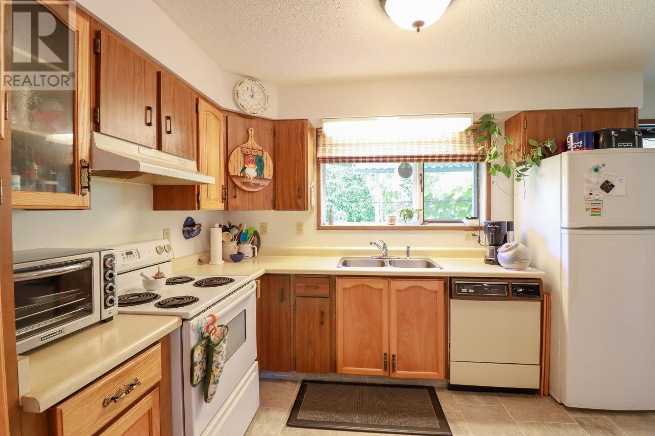 153 CLELAND Drive