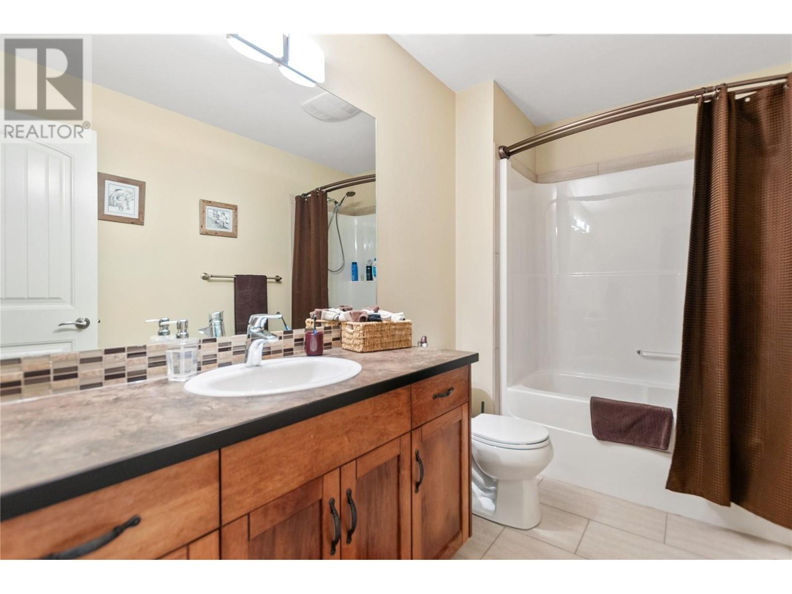 644 VICTORIA Drive Unit# 102, #102