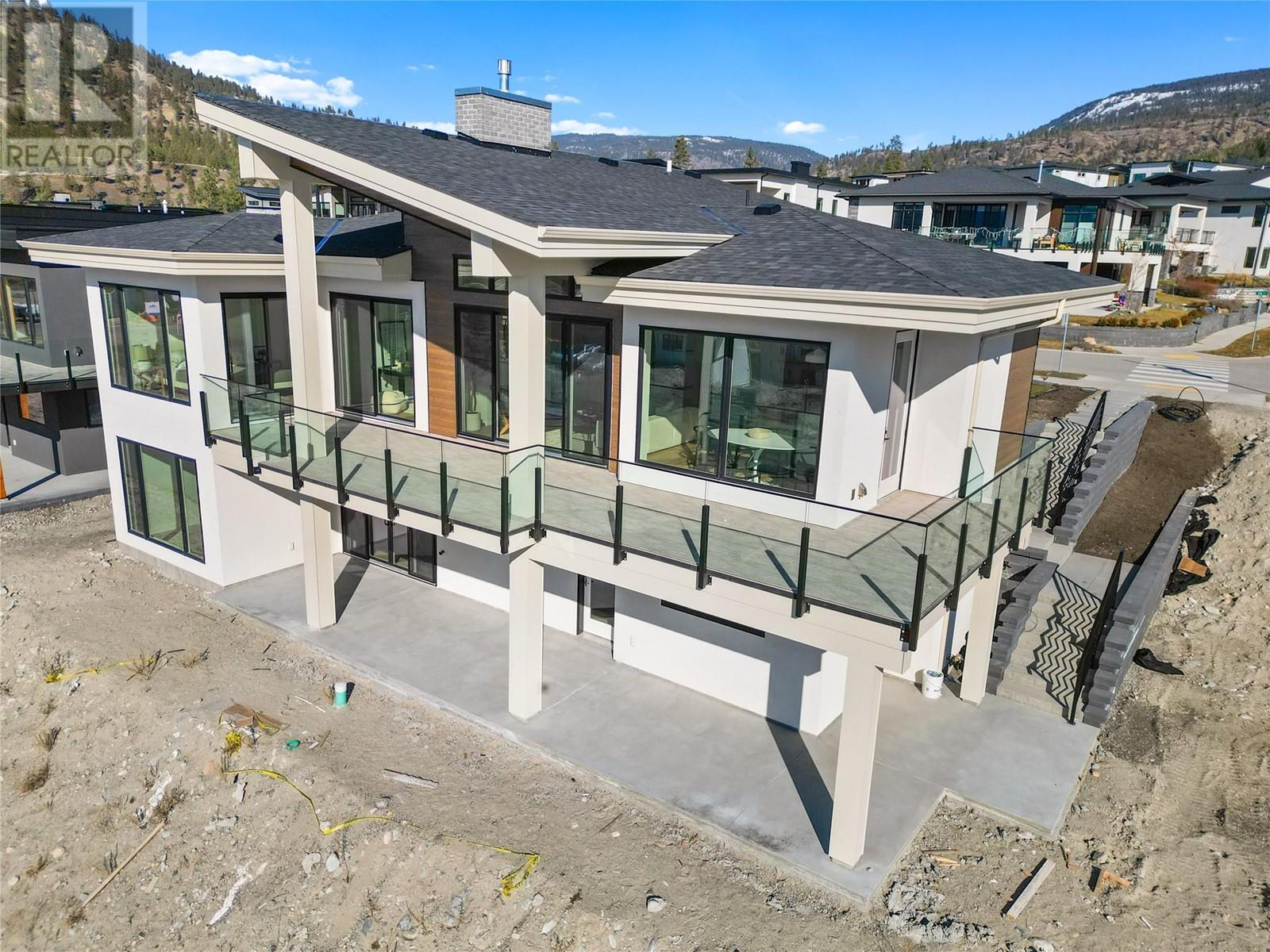 1087 ELK Street
