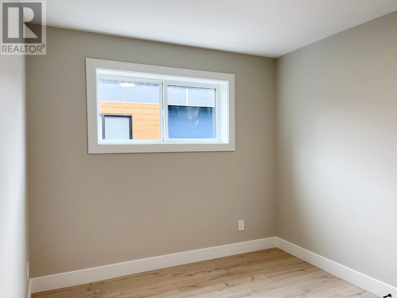 584 FORESTBROOK Drive Unit# 102, #102