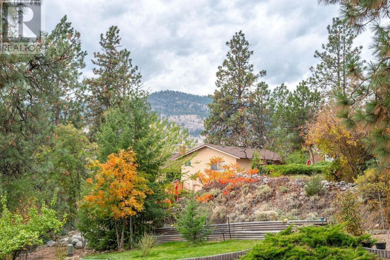106 SUMAC RIDGE Drive