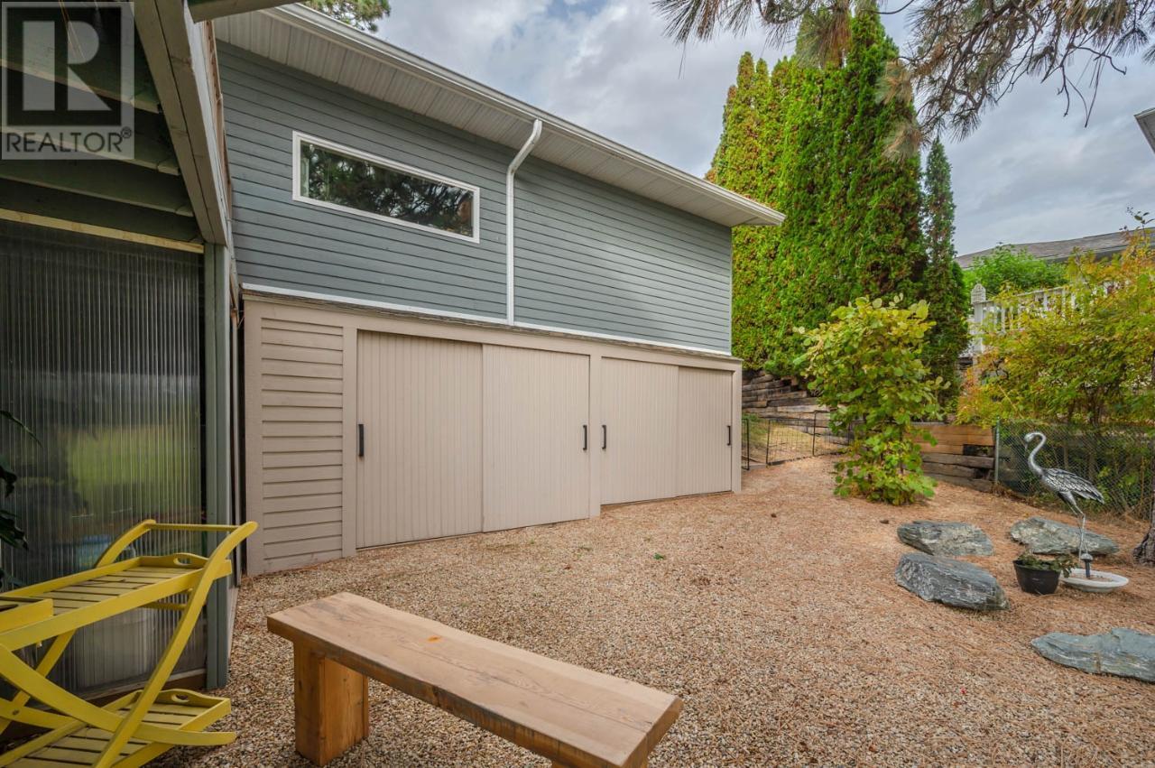 106 SUMAC RIDGE Drive
