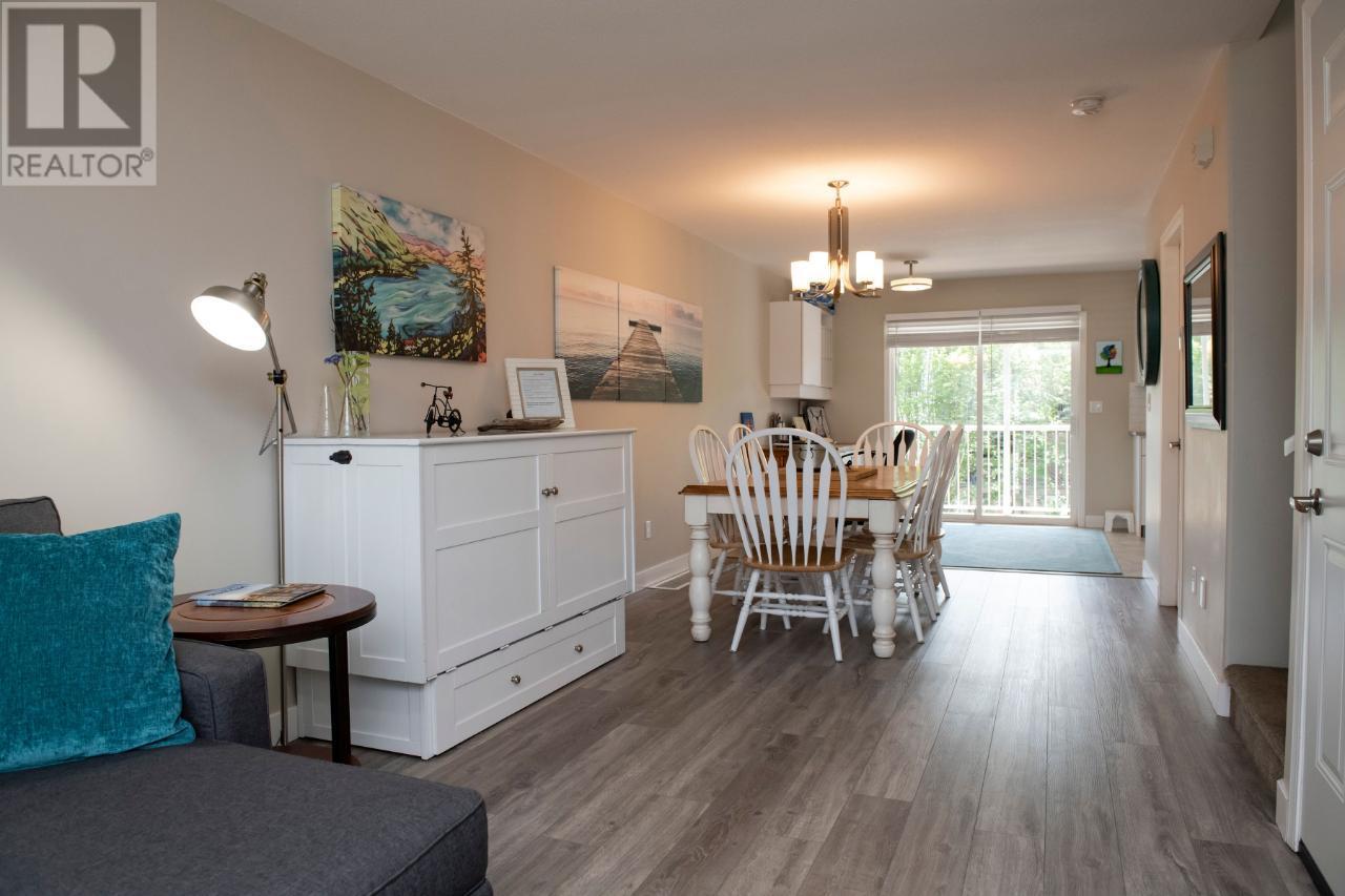 394 VANCOUVER Avenue Unit# 101, #101