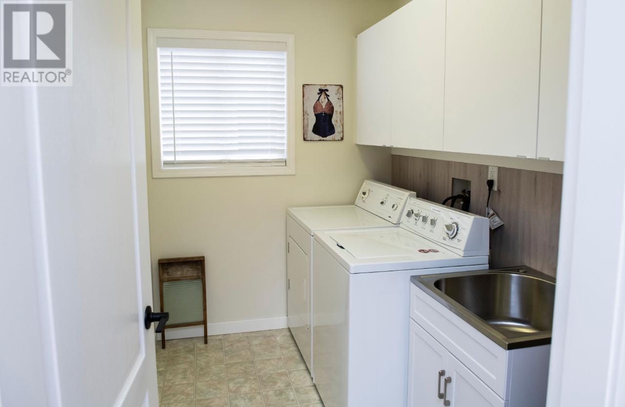 394 VANCOUVER Avenue Unit# 102, #102