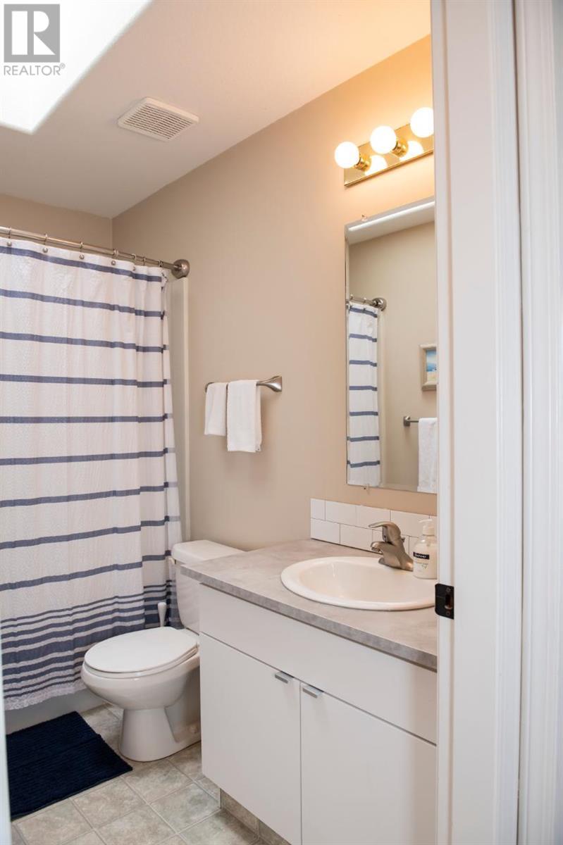 394 VANCOUVER Avenue Unit# 102, #102