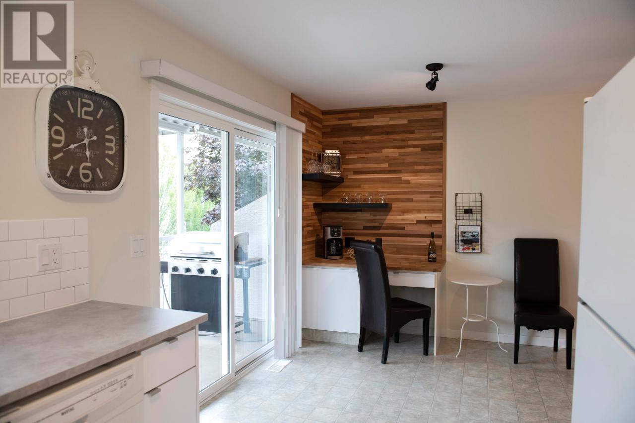 394 VANCOUVER Avenue Unit# 102, #102
