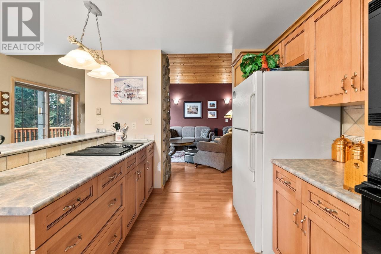 112 WHITETAIL Road