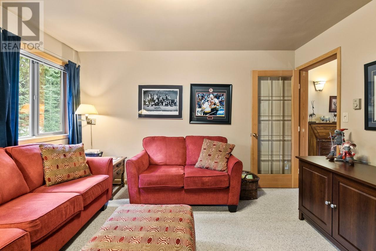 112 WHITETAIL Road
