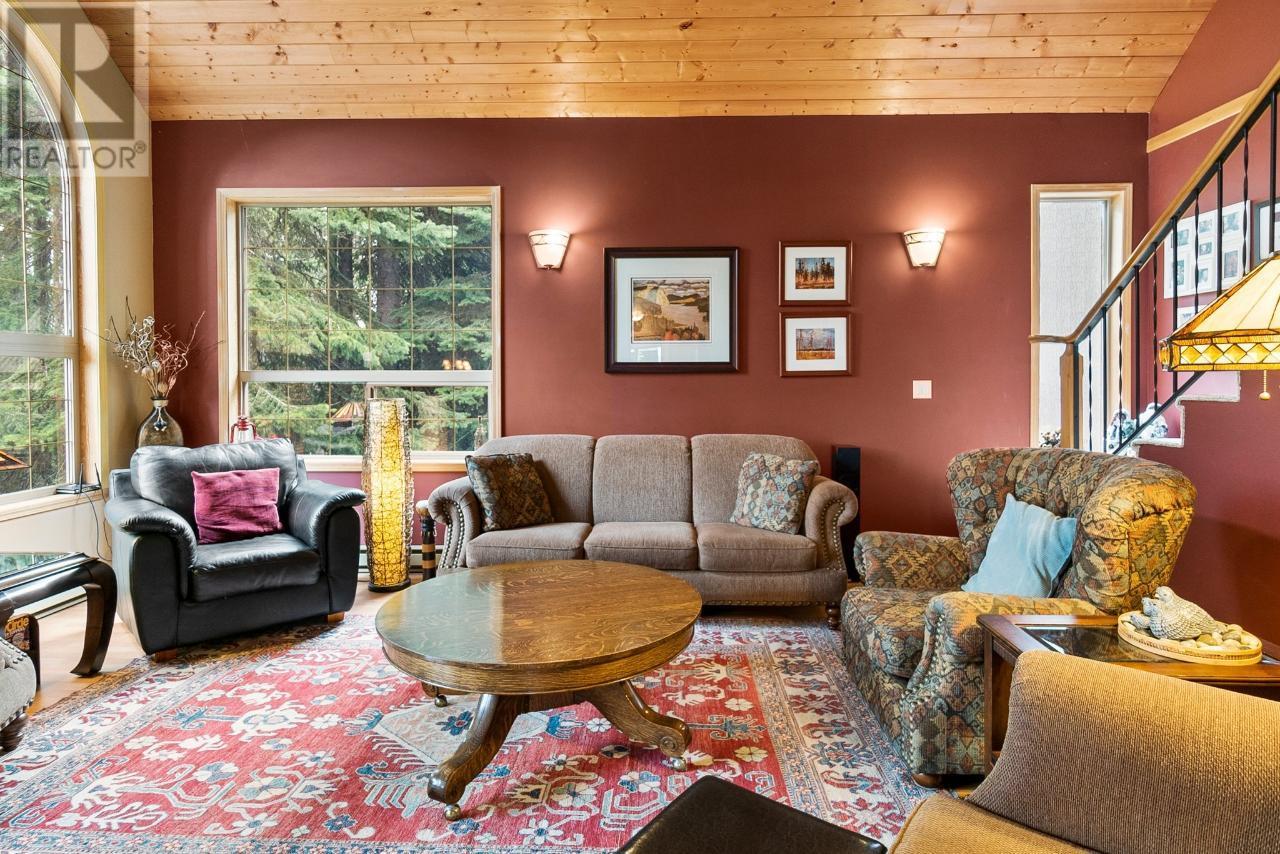 112 WHITETAIL Road