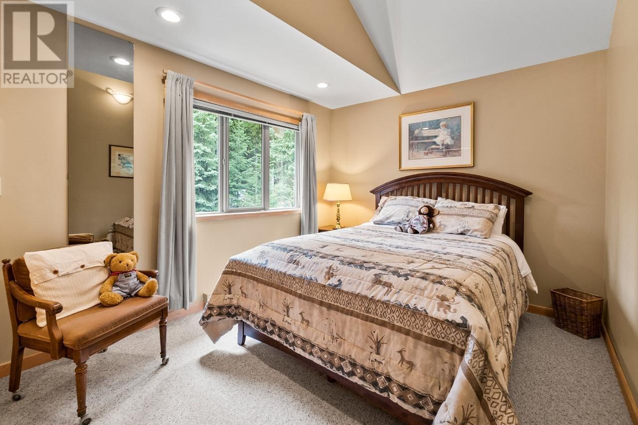 112 WHITETAIL Road