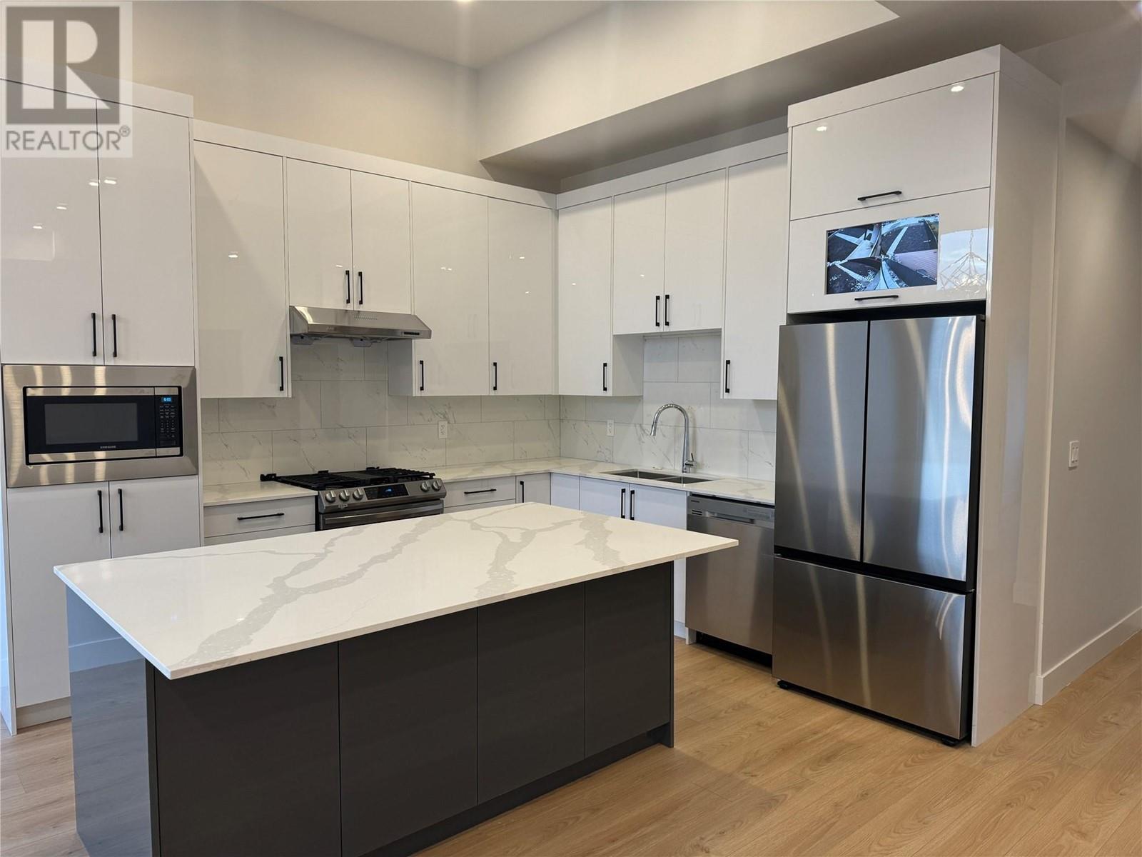170 ARNOTT Place Unit# 101, #101