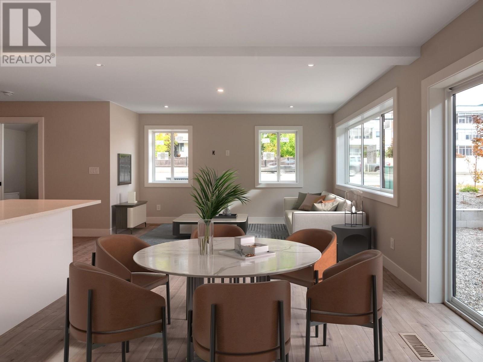 592 FORESTBROOK Drive Unit# 2, #2