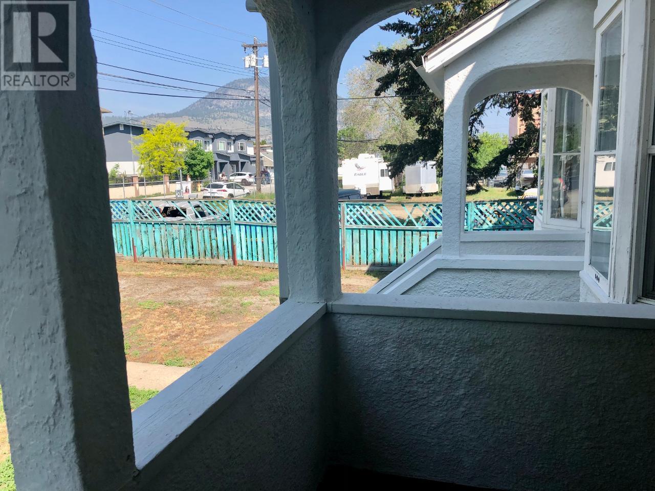 302 RIGSBY Street