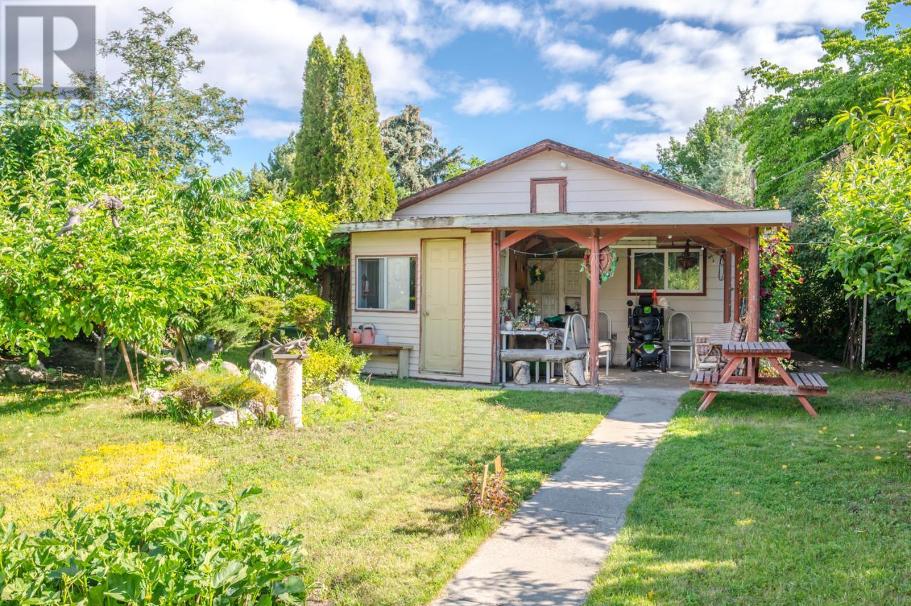 424 CONKLIN Avenue