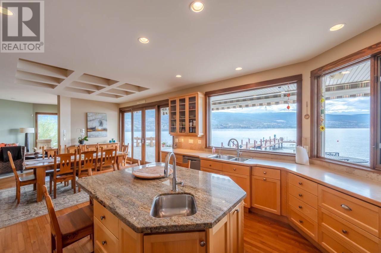 17019 LAKESHORE Drive