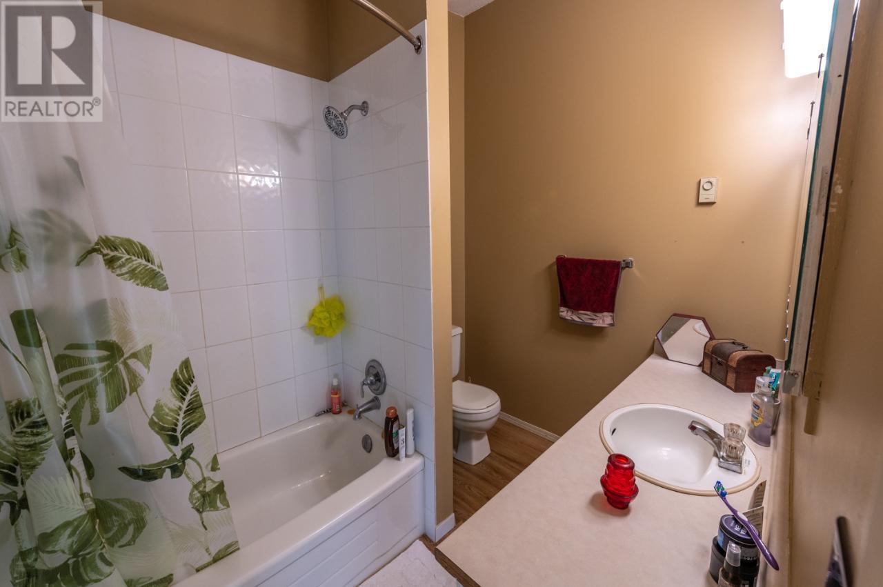 6435 PARK Drive Unit# 4, #4