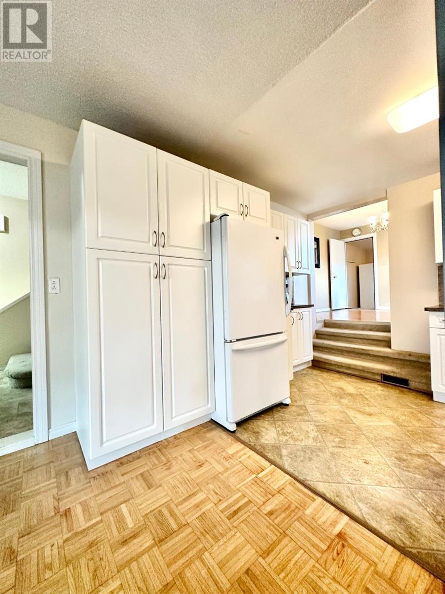 4923 RYEGRASS Road