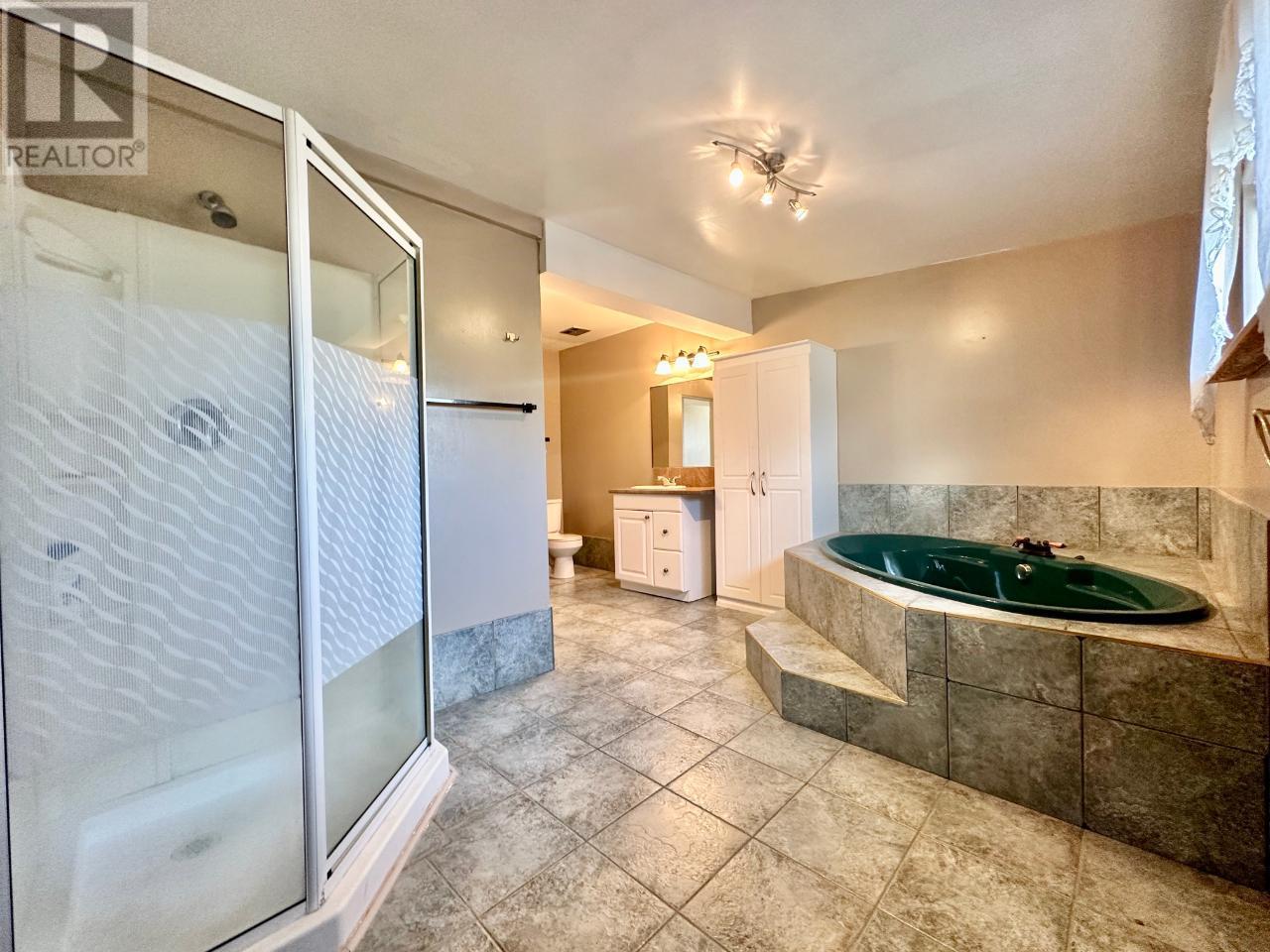 4923 RYEGRASS Road