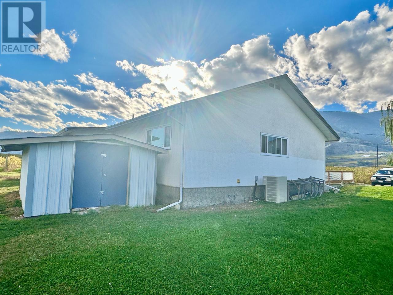 4923 RYEGRASS Road