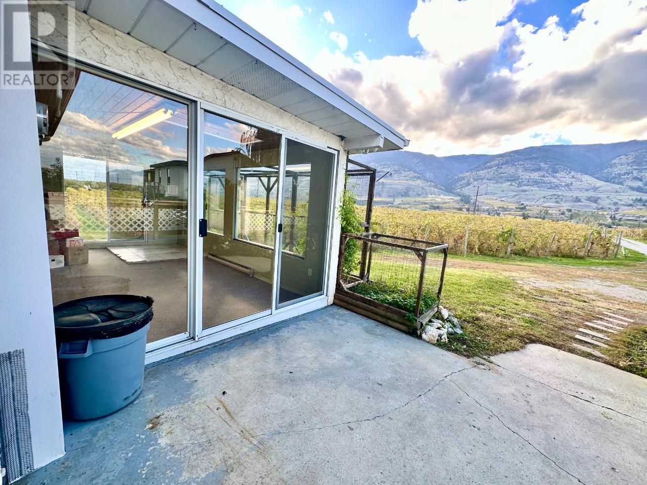 4923 RYEGRASS Road